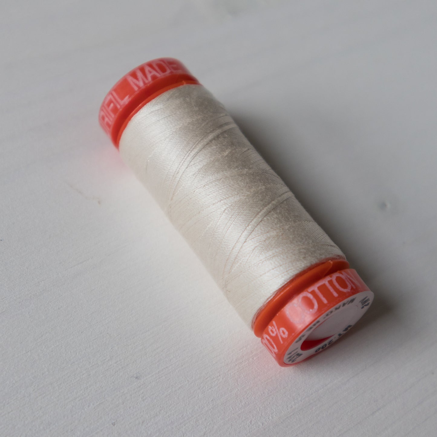 Aurifil 50 wt Nähgarn 200m