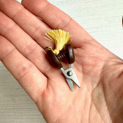 Cohana Seki Fadenschere