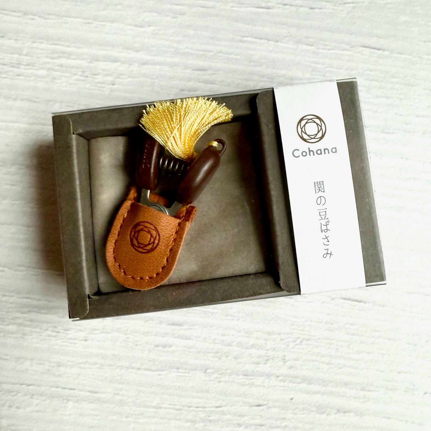 Cohana Seki Fadenschere